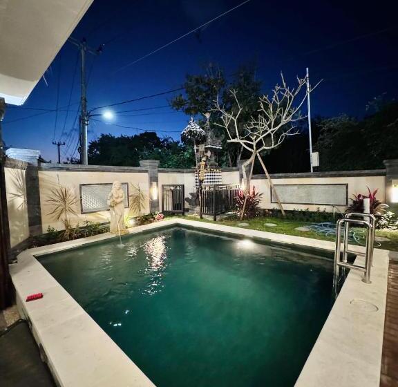 پانسیون The Wahyu Villa