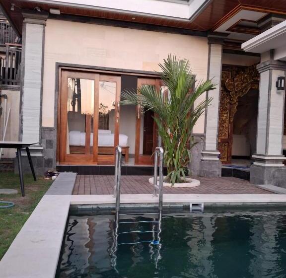 پانسیون The Wahyu Villa