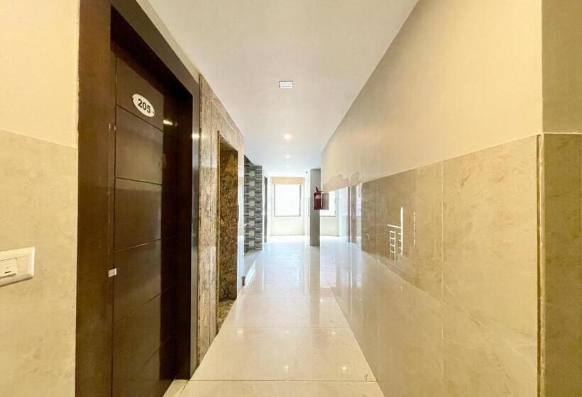 Ray Ban ! Haridwar होटल रे बन ரே பான் ஹோட்டல் Fully Air Conditioned Hotel, Lift Wifi And Parking Ava