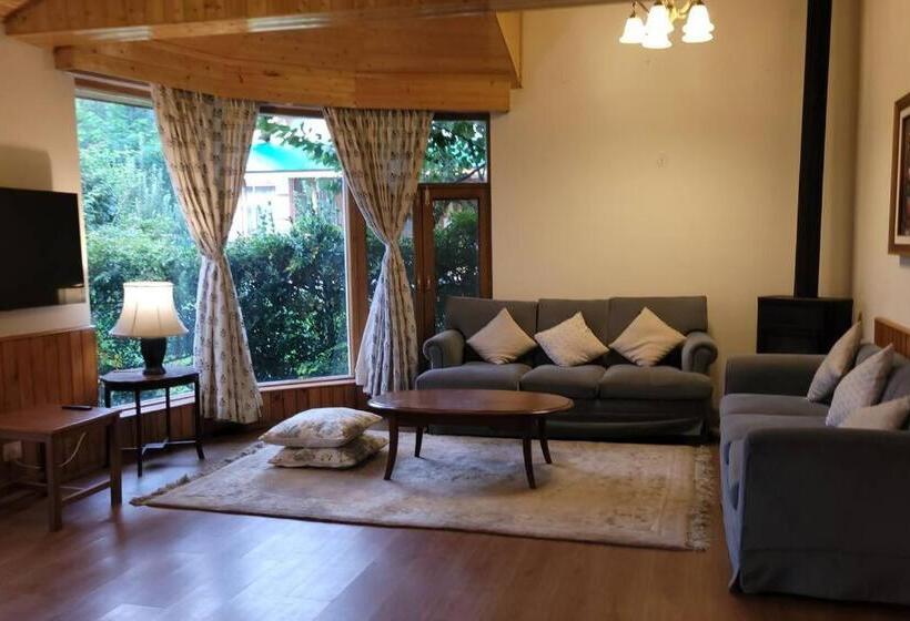 تختخواب و صبحانه The Native Route Boutique Cottages In Manali