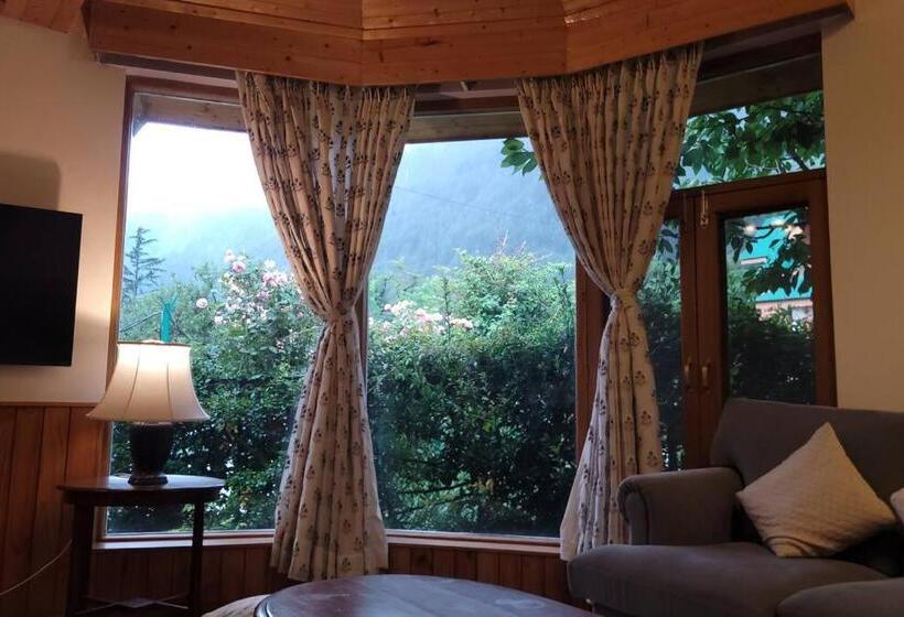 تختخواب و صبحانه The Native Route Boutique Cottages In Manali