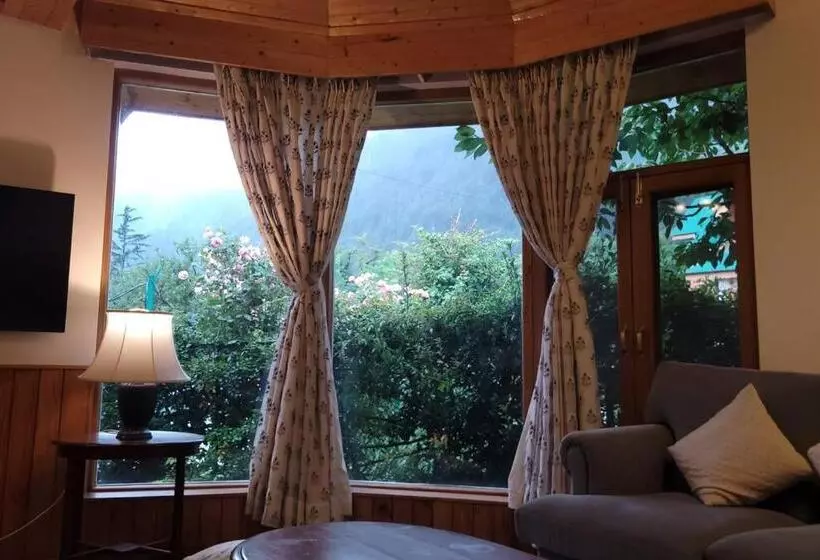 تختخواب و صبحانه The Native Route   Boutique Cottages In Manali