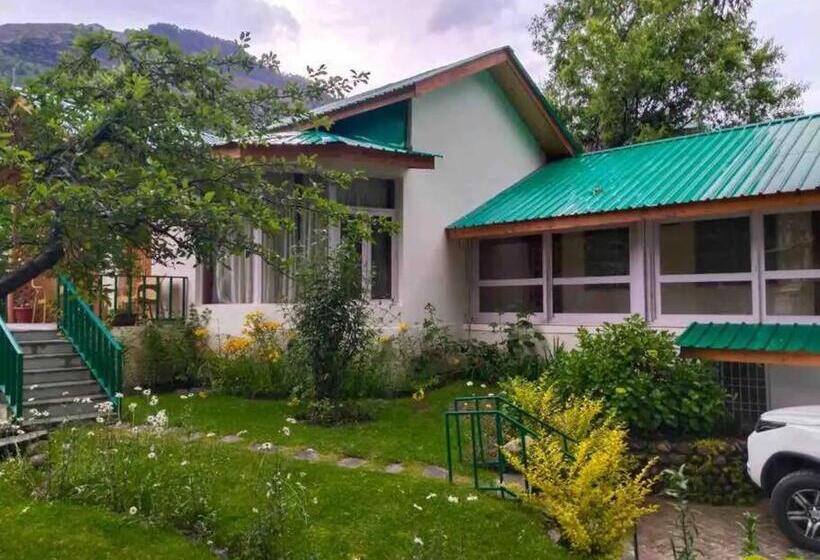 تختخواب و صبحانه The Native Route Boutique Cottages In Manali