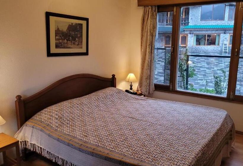 تختخواب و صبحانه The Native Route Boutique Cottages In Manali
