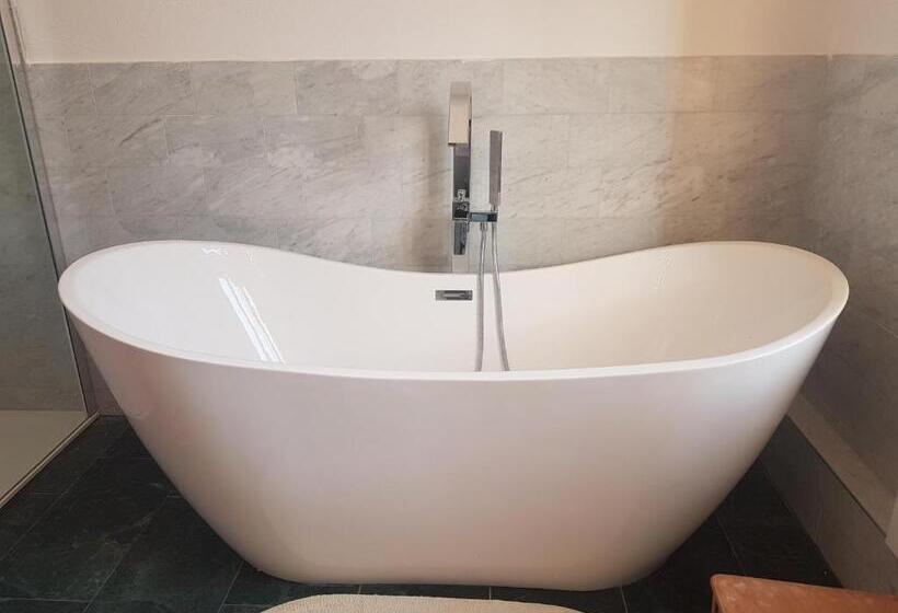 تختخواب و صبحانه Unik Villa Kurz Urlaub Mit Veranda Und Balkon