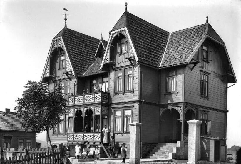 تختخواب و صبحانه Unik Villa Kurz Urlaub Mit Veranda Und Balkon