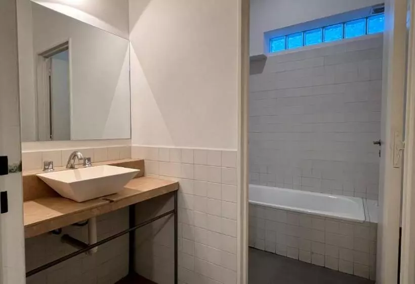 تختخواب و صبحانه Viavia Bsas Guesthouse 484