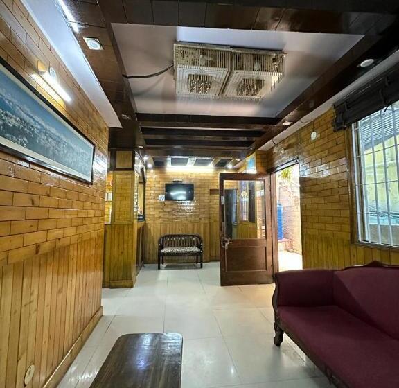 בית מלון כפרי Pioneer In Fingask