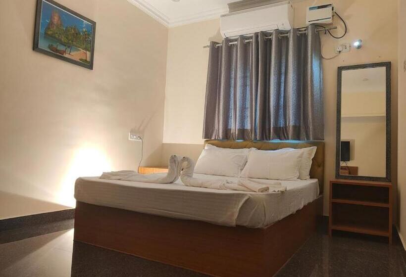 Отель S3 Homestay