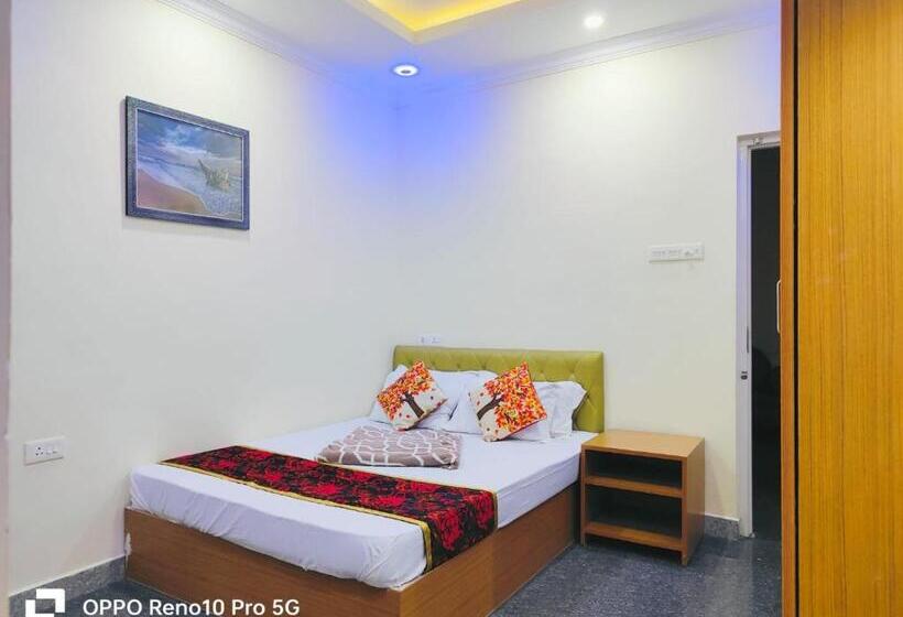 Отель S3 Homestay