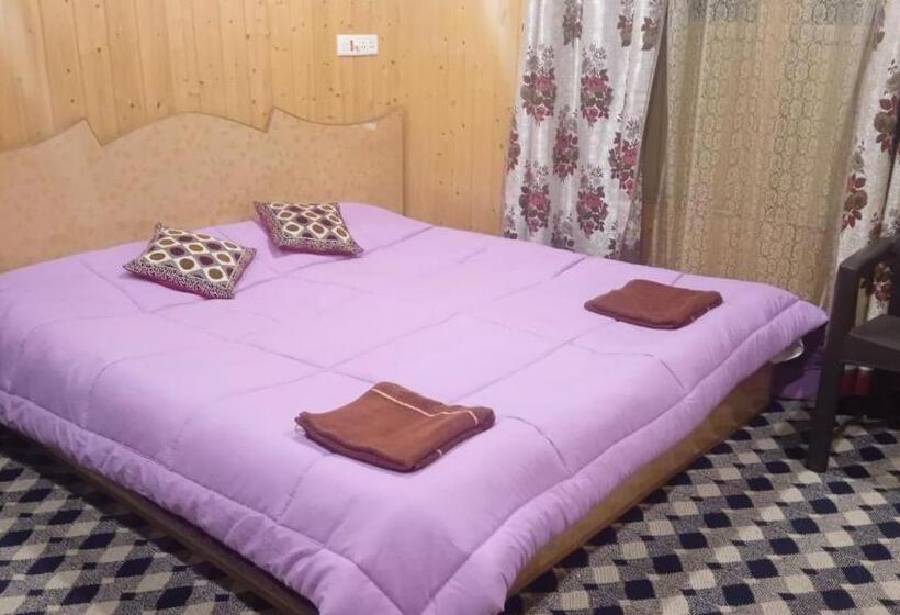 בית מלון כפרי Srinagar Tourism Group Of House Boats