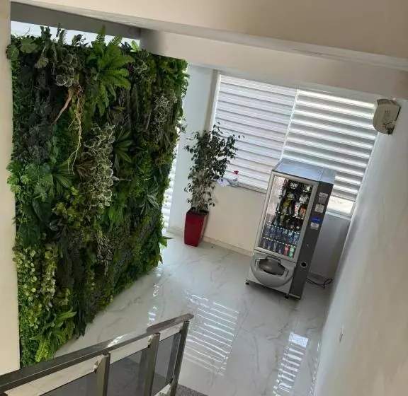 هتل Veranda