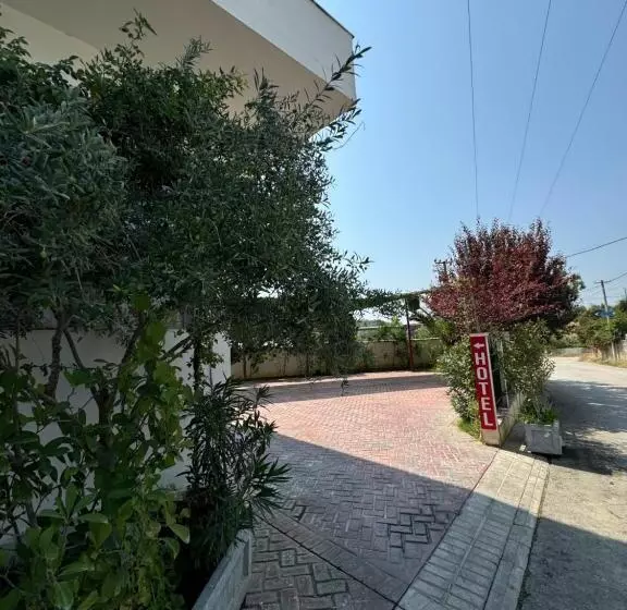 هتل Veranda