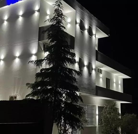 هتل Veranda