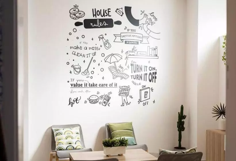 Madalena Hostel E Suites