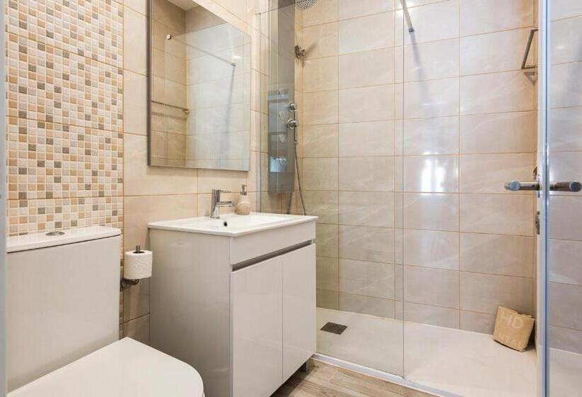 Madalena Hostel E Suites