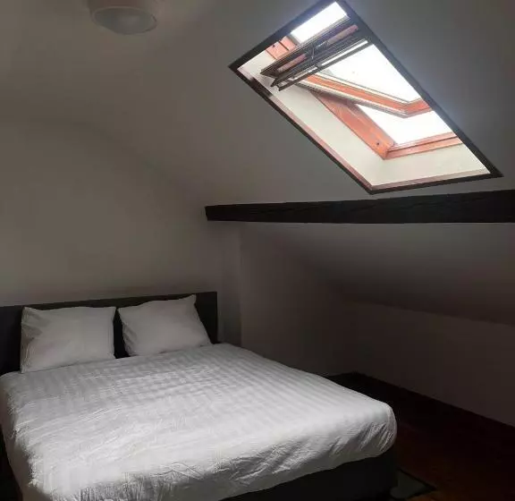 ペンション Chambre Privé Avec Salle De Bain Privé