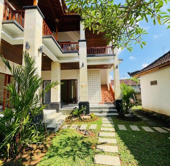 ペンション Kamala House Room 3 With Terrace