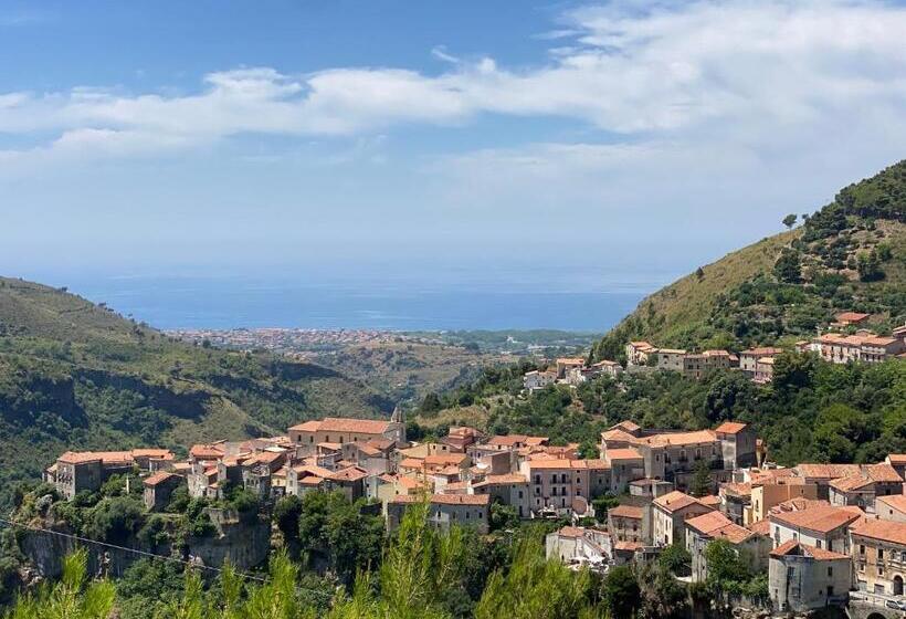 بنسيون La Terrazza Nel Borgo