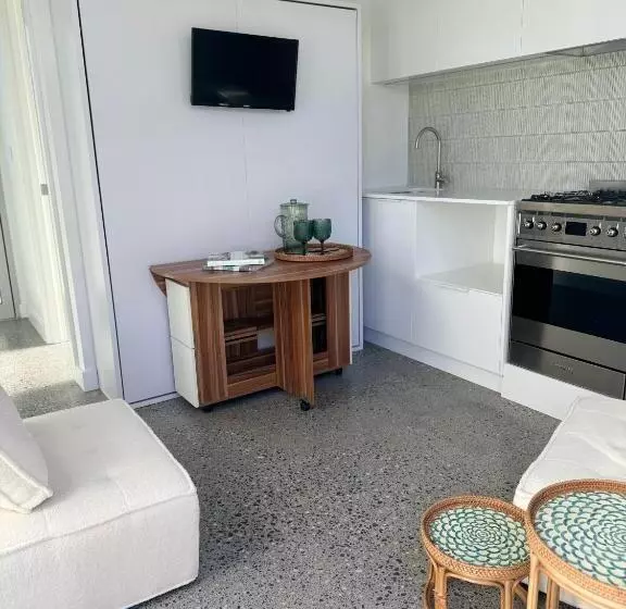 پانسیون Rom Baros Tiny Beach House