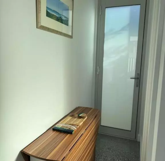 پانسیون Rom Baros Tiny Beach House
