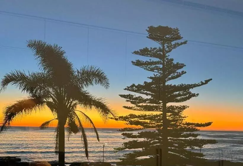 پانسیون Rom Baros Tiny Beach House