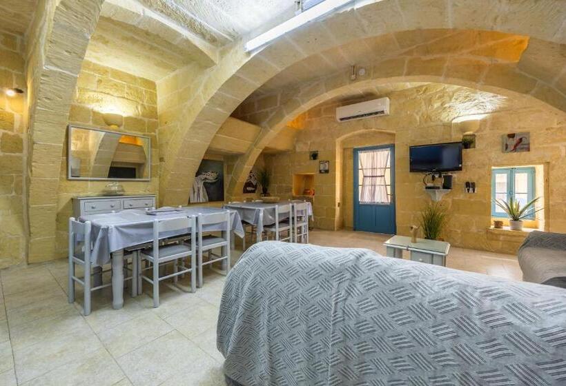 پانسیون Sunset Glow 2 At Tan Neputi By Solea