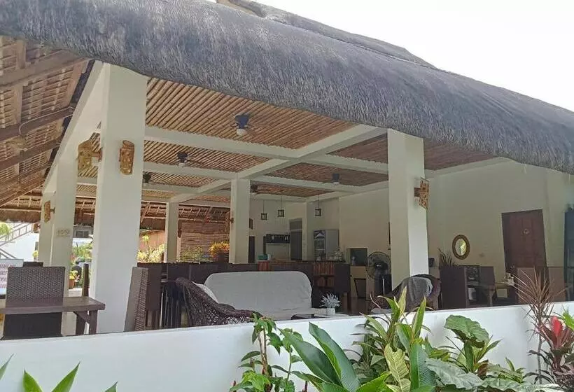 Sevens Hideaway Beach Resort