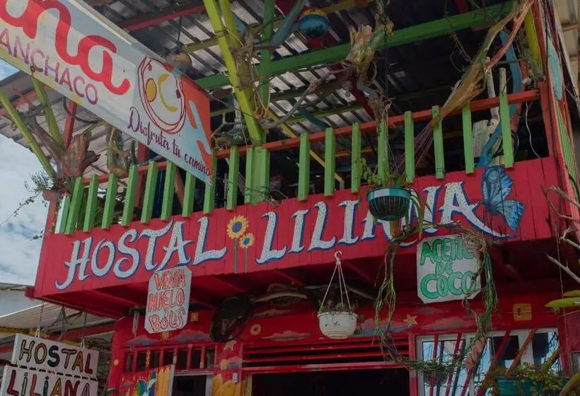 ユースホステル Hostal Liliana