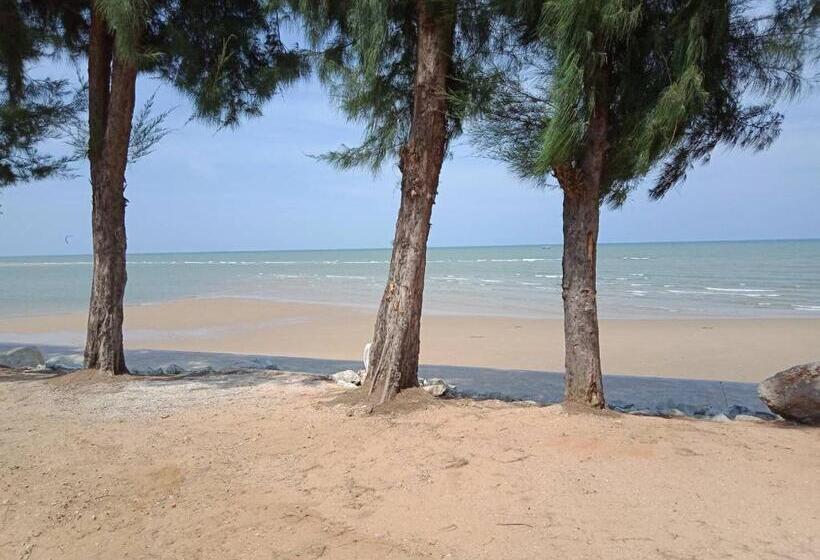 Bed and Breakfast Bc Summer Beach