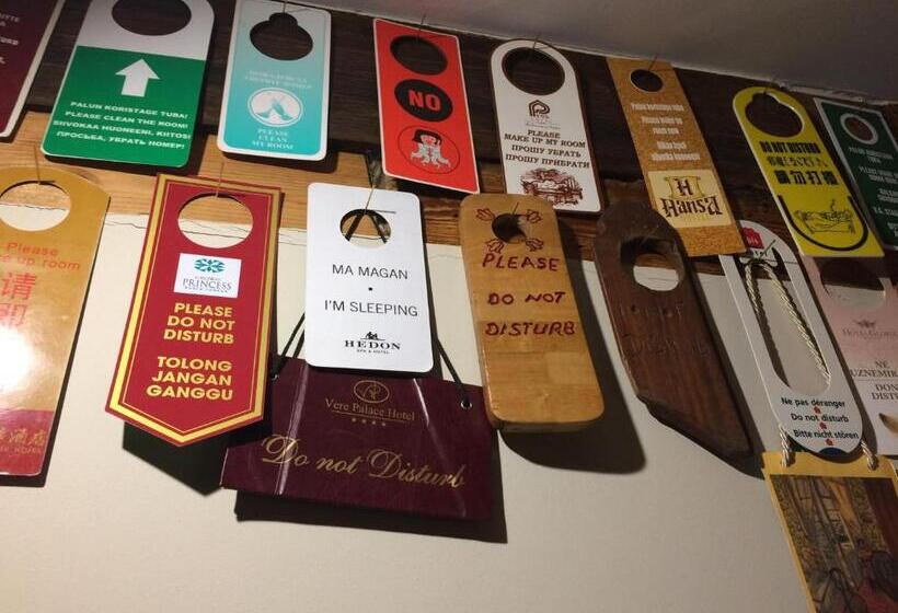 تختخواب و صبحانه Paivilla Boutique