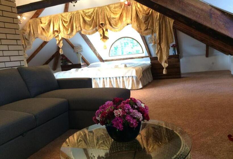 تختخواب و صبحانه Paivilla Boutique