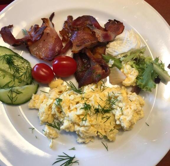 تختخواب و صبحانه Paivilla Boutique