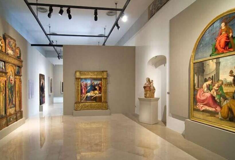 تختخواب و صبحانه Roof Garden