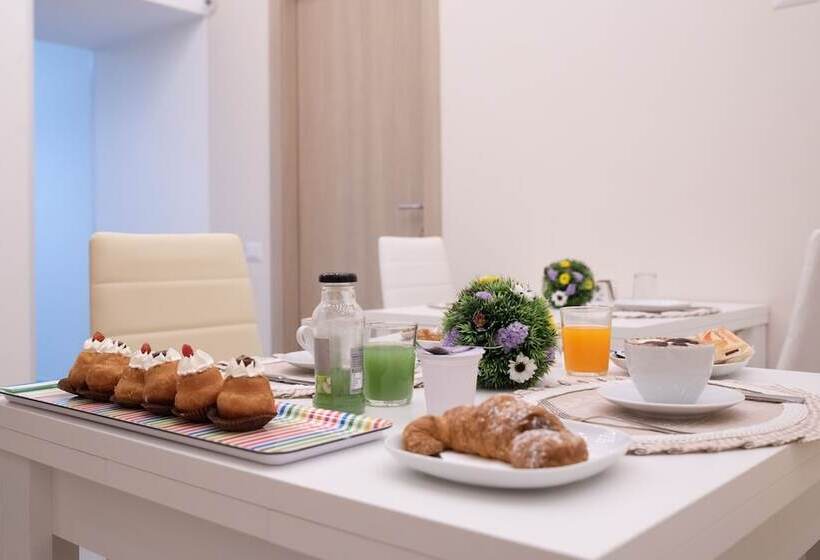 تختخواب و صبحانه Roof Garden