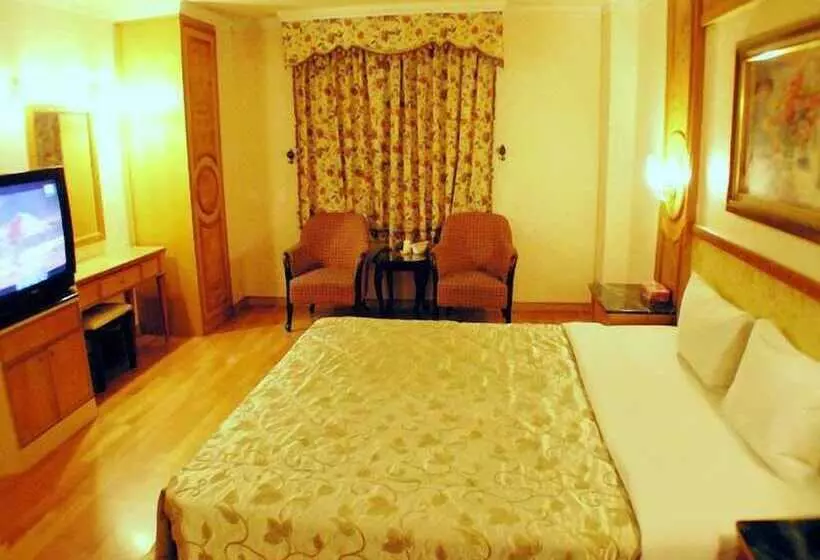 Changsing Business Motel