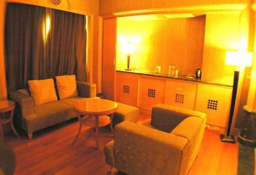 Changsing Business Motel