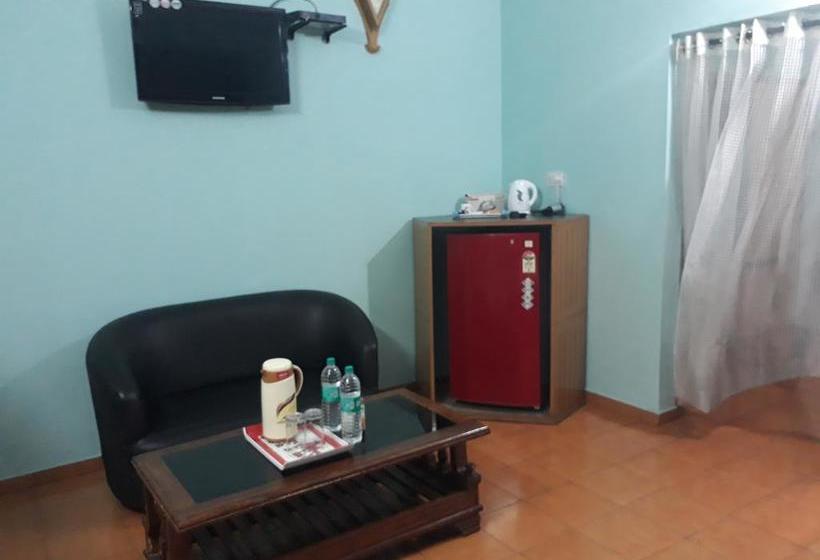 호텔 Capital O 38730  Mansarovar Deluxe