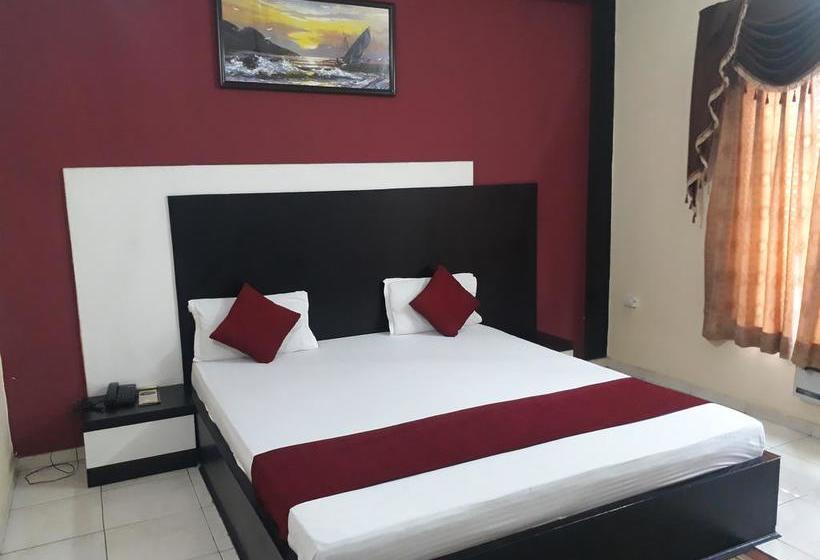 호텔 Capital O 38730  Mansarovar Deluxe