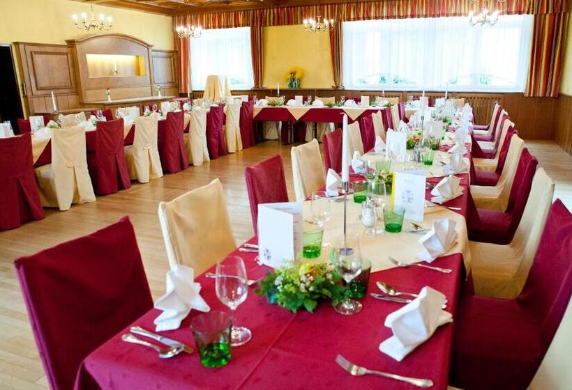 酒店 Restaurant Osterbauer