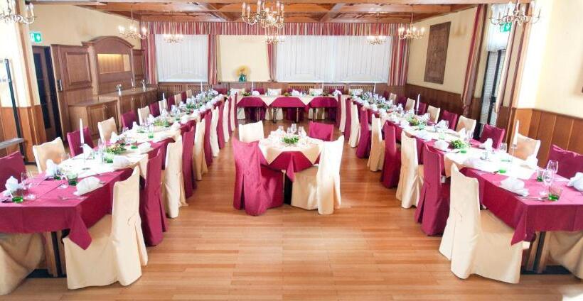 酒店 Restaurant Osterbauer