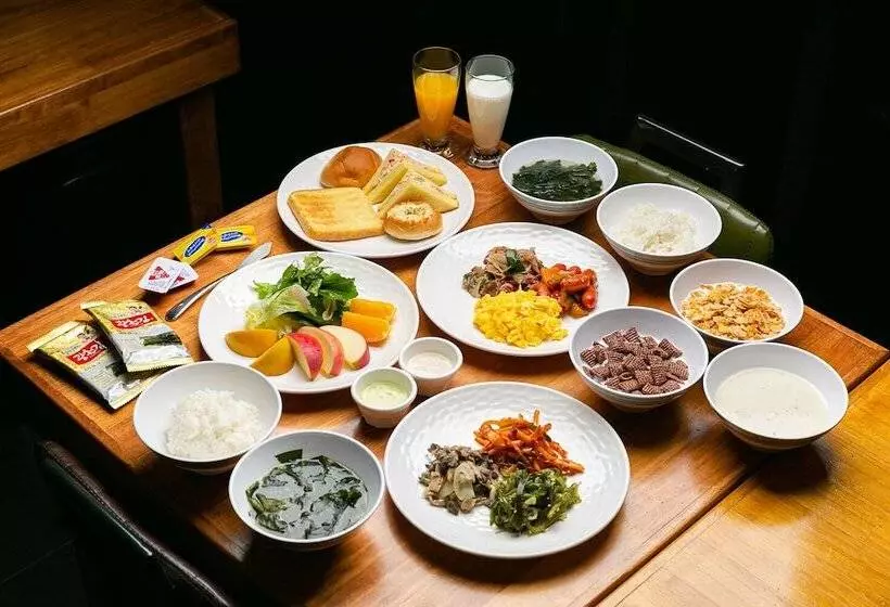 W Jiwoo Resort