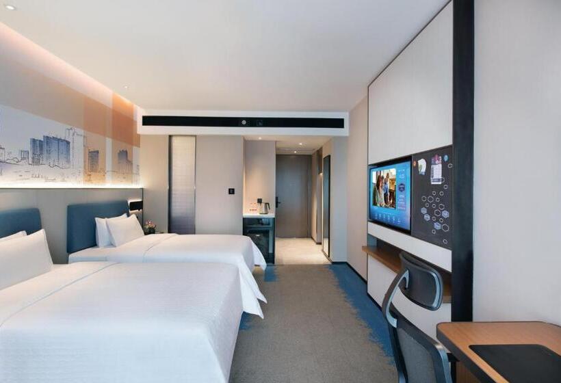 南宁安吉希尔顿欢朋酒店