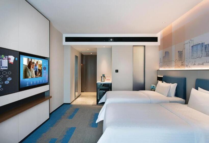 南宁安吉希尔顿欢朋酒店