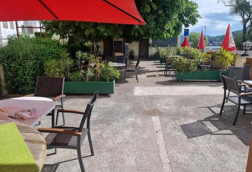 ユースホステル Gasthof Weidenauer Gabi S Café