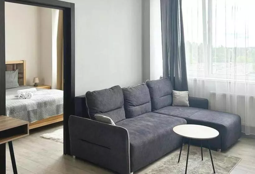 Alejas Apartments