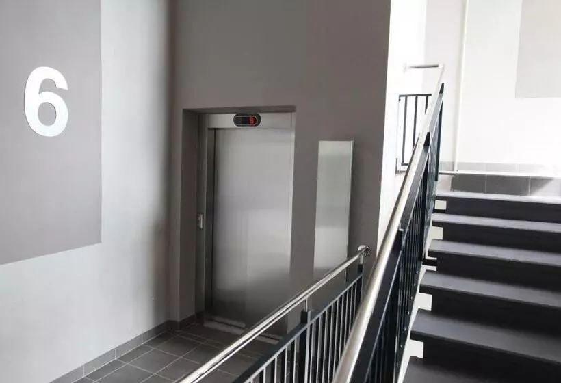 Alejas Apartments
