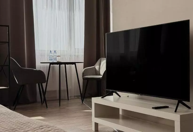 Alejas Apartments