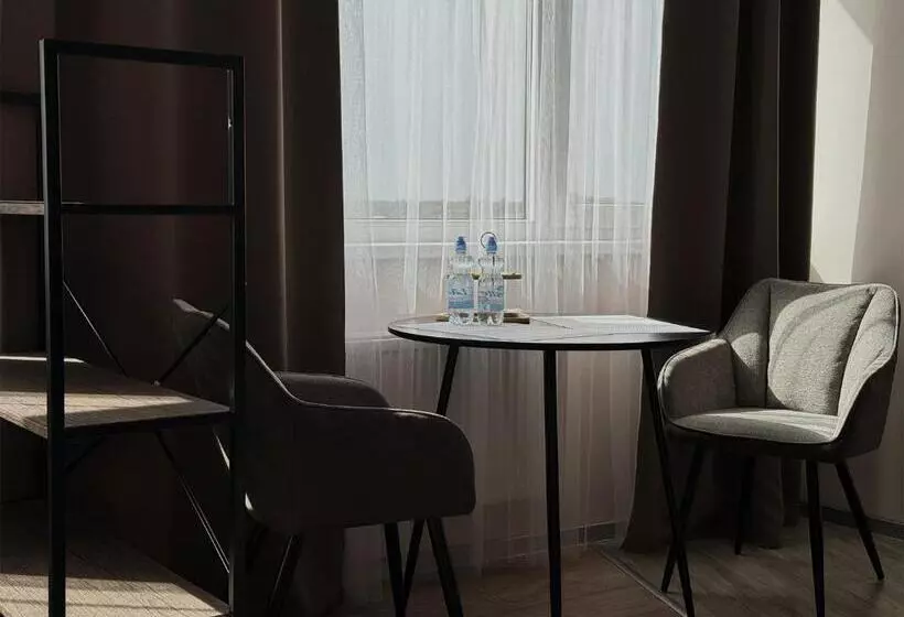 Alejas Apartments