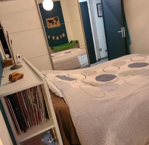 Bed & Breakfast Le Qg Chez Flo Et David